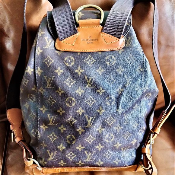 Louis Vuitton Large Montsouris Backpack main image 10